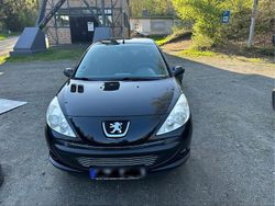 Schwarz Gebraucht 2011 Peugeot 206+ Kleinwagen | 1.500 €