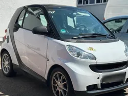 Weiß Gebraucht 2011 Smart ForTwo Coupé Cabrio | 3.699 € (Guter Preis)