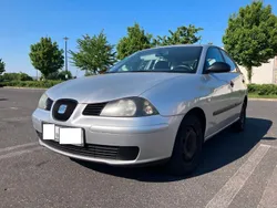Silber Gebraucht 2003 Seat Ibiza Stella Limousine | 900 € (Guter Preis)
