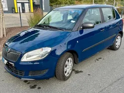 Blau Gebraucht 2012 Skoda Fabia Kleinwagen | 1.800 € (Fairer Preis)