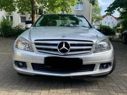 Silber Gebraucht 2009 Mercedes 180 Limousine | 5.999 €
