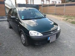 Grün Gebraucht 2001 Opel Corsa Limousine | 1.750 € (Fairer Preis)