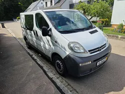 Weiß Gebraucht 2004 Opel Vivaro Van | 3.500 € (Teuer)