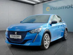Blau Gebraucht 2022 Peugeot e-208 Kleinwagen | 16.949 €
