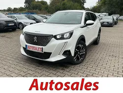 Weiß Gebraucht 2021 Peugeot 2008 Allure SUV | 13.451 € (Fairer Preis)
