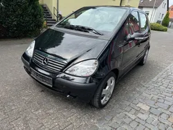 Schwarz Gebraucht 2004 Mercedes A160 Classic Van / Kleinbus | 1.299 € (Guter Preis)