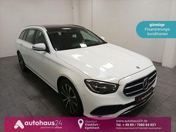 Weiß Gebraucht 2023 Mercedes E300 Avantgarde Kombi | 34.870 €