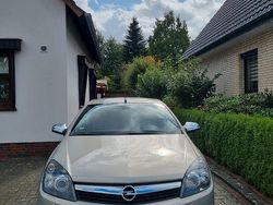 Grau Gebraucht 2006 Opel Astra Cabriolet Cabrio | 1.400 € (Superpreis)