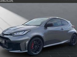 Grau Gebraucht 2024 Toyota Yaris Limousine | 46.950 € (Etwas zu teuer)