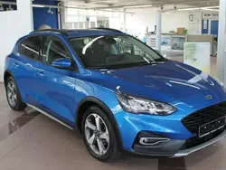 Blau Gebraucht 2022 Ford Focus Active Limousine | 19.990 € (Fairer Preis)