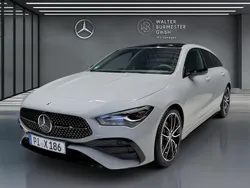Grau Gebraucht 2025 Mercedes CLA180 Shooting Brake AMG Kombi | 38.750 €