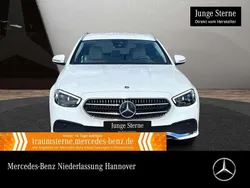 Weiß Gebraucht 2021 Mercedes E300 Avantgarde Limousine | 36.990 € (Teuer)