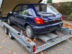Blau Gebraucht 1997 Mazda 121 Limousine | 1.000 €
