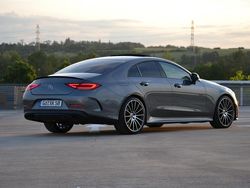 Grau Gebraucht 2018 Mercedes CLS350 AMG Coupé | 42.999 € (Etwas zu teuer)