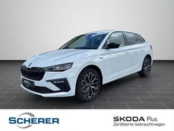 Weiß (metallic) Gebraucht 2025 Skoda Scala Tour Kleinwagen | 23.900 € (Fairer Preis)