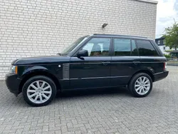 Sumatra black Gebraucht 2011 Land Rover Range Rover Vogue SUV | 24.900 €