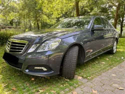 Grau Gebraucht 2009 Mercedes E350 Avantgarde Limousine | 14.800 € (Fairer Preis)