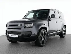 Grau Gebraucht 2025 Land Rover Defender HSE Dynamic SUV | 93.490 € (Superpreis)