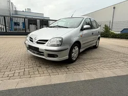 Silber Gebraucht 2003 Nissan Almera Tino Van / Kleinbus | 2.290 € (Etwas zu teuer)