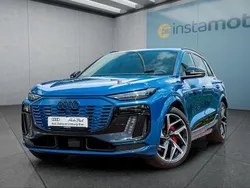 Blau Neu 2025 Audi Q6 e-tron SUV | 86.249 € (Teuer)
