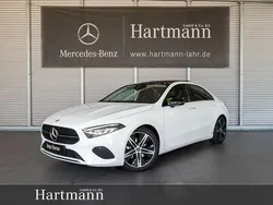 Unilack polarweiß Gebraucht 2024 Mercedes A200 Progressive Limousine | 33.990 € (Teuer)