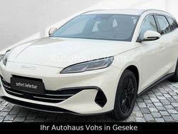 Beige Neu 2025 BYD Seal Boost Limousine | 33.970 € (Fairer Preis)