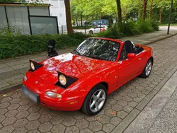 Rot Gebraucht 1995 Mazda MX5 Cabrio | 6.884 €