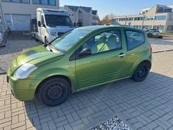 Grün Gebraucht 2005 Citroën C2 Comfort Kleinwagen | 899 € (Superpreis)