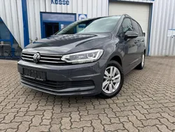 Grau Gebraucht 2023 VW Touran Van / Kleinbus | 29.999 € (Guter Preis)