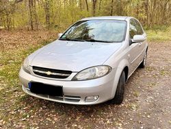 Silber Gebraucht 2009 Chevrolet Lacetti Kleinwagen | 2.999 €
