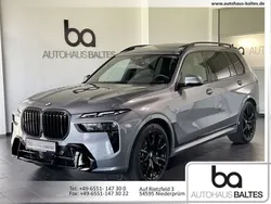 Skyscraper grau met. Gebraucht 2024 BMW X7 M Sport SUV | 91.849 € (Fairer Preis)
