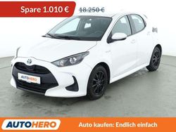 Weiss Gebraucht 2021 Toyota Yaris Hybrid Business Edition Kleinwagen | 17.240 € (Guter Preis)