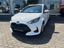 040 Gebraucht 2022 Toyota Yaris Hybrid Business Edition Kleinwagen | 19.490 € (Fairer Preis)