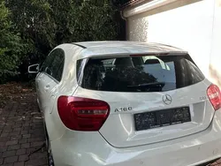 Weiß Gebraucht 2015 Mercedes A180 Kleinwagen | 13.000 € (Guter Preis)