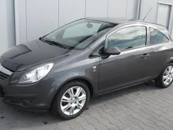 Grau Gebraucht 2010 Opel Corsa Edition Limousine | 3.900 € (Fairer Preis)