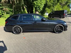 Schwarz Gebraucht 2023 BMW 330 M Sport Kombi | 42.000 € (Superpreis)