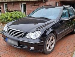 Schwarz Gebraucht 2006 Mercedes C230 Avantgarde Kombi | 9.800 €