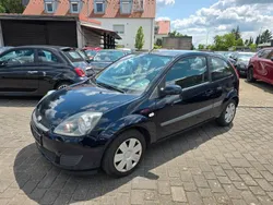 Blau Gebraucht 2006 Ford Fiesta Kleinwagen | 950 € (Fairer Preis)