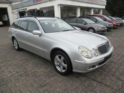 Silber Gebraucht 2004 Mercedes E220 Kombi | 2.500 € (Guter Preis)