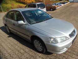 Silber Gebraucht 2002 Honda Accord Limousine | 3.490 € (Fairer Preis)