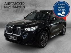 Schwarz Neu 2025 BMW iX1 M Sport SUV | 47.500 € (Guter Preis)