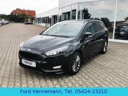 Schwarz Gebraucht 2017 Ford Focus ST-Line Limousine | 13.650 € (Fairer Preis)