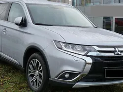 Silber Gebraucht 2018 Mitsubishi Outlander Top SUV | 14.900 € (Fairer Preis)