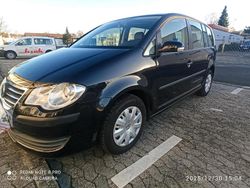 Schwarz Gebraucht 2009 VW Touran Van / Kleinbus | 4.900 € (Fairer Preis)