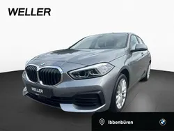 Skyscraper grau (grau) Gebraucht 2022 BMW 120 Advantage Kleinwagen | 24.950 € (Guter Preis)
