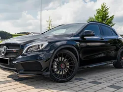 Schwarz Gebraucht 2015 Mercedes GLA45 AMG AMG SUV | 22.400 € (Fairer Preis)