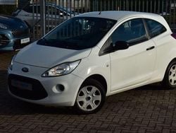 Weiß Gebraucht 2016 Ford Ka Ambiente Kleinwagen | 3.490 € (Fairer Preis)