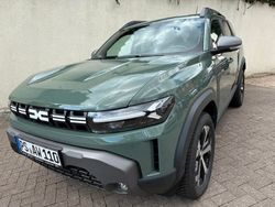 Grau (safarigrüngrau) Neu 2025 Dacia Duster Journey SUV | 29.880 € (Etwas zu teuer)
