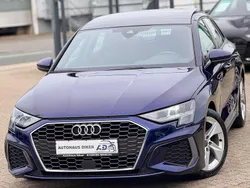 Blau Gebraucht 2021 Audi A3 S-Line Limousine | 25.800 € (Etwas zu teuer)