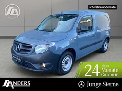 Grau Gebraucht 2021 Mercedes Citan 111 Van / Kleinbus | 14.863 € (Guter Preis)